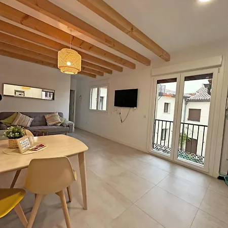 Rayo De Luz Daire Toledo